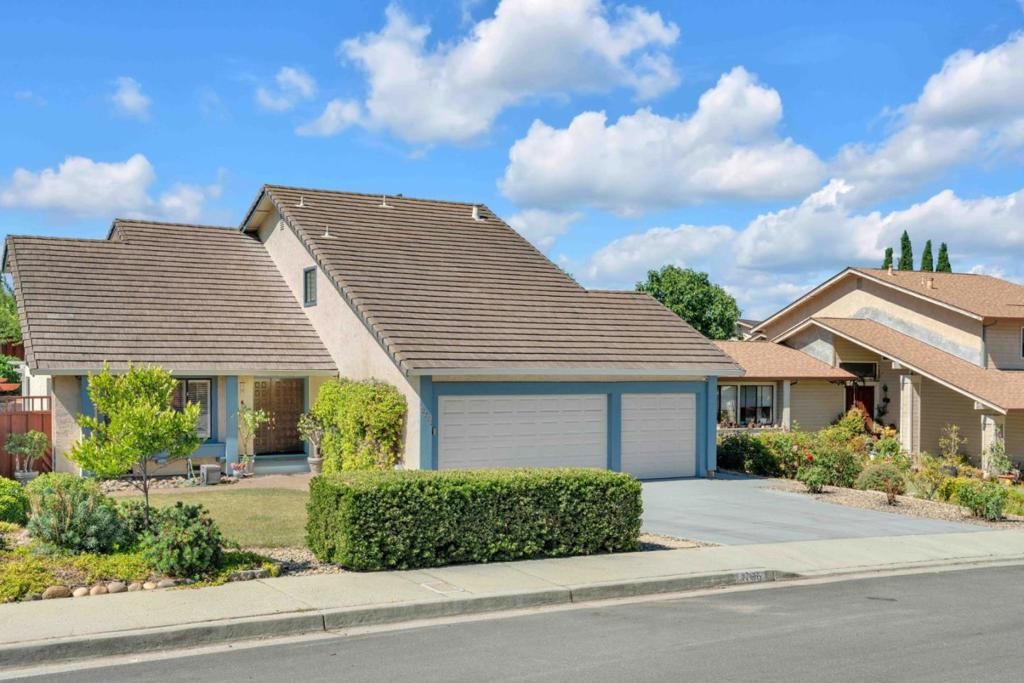 Image 2 of property listing at 3766 Deedham Drive, San Jose, CA 95148