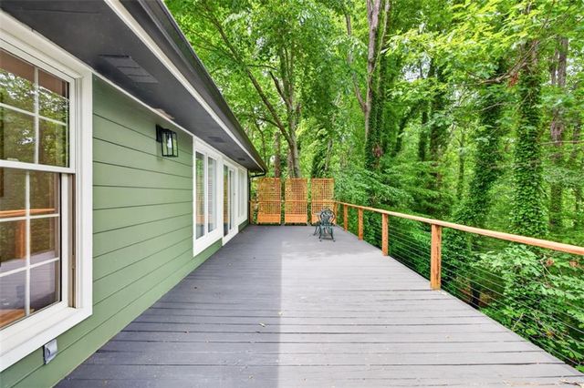 3327 Hickory Point, Gainesville, GA 30506