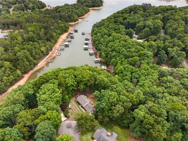 3327 Hickory Point, Gainesville, GA 30506