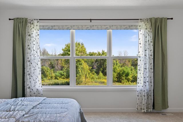 4718 Obsidian Way, Victoria, MN 55386