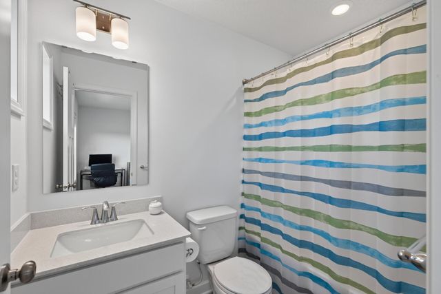 4718 Obsidian Way, Victoria, MN 55386