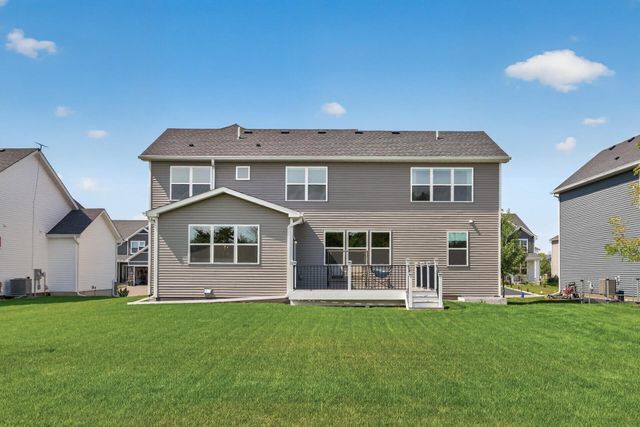 4718 Obsidian Way, Victoria, MN 55386