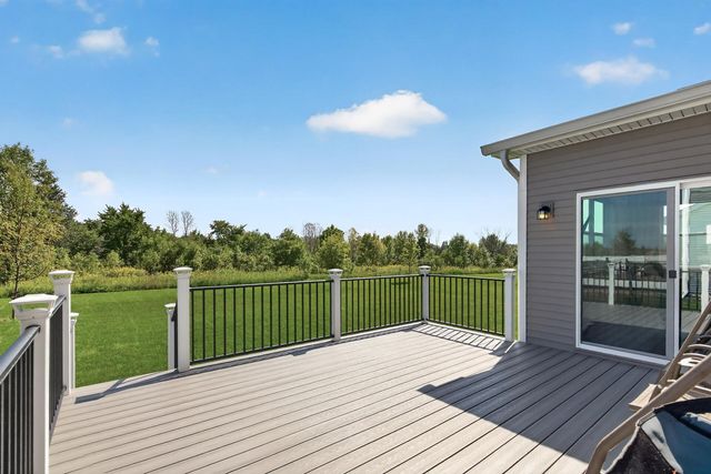 4718 Obsidian Way, Victoria, MN 55386