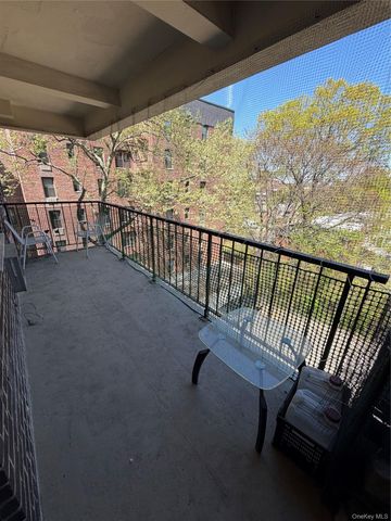 140-55 34 Avenue 4R, Flushing, NY 11354