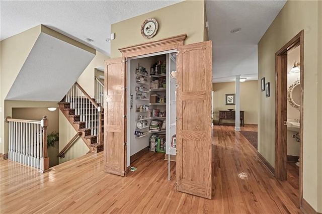 508 NE Hans Drive, Blue Springs, MO 64014