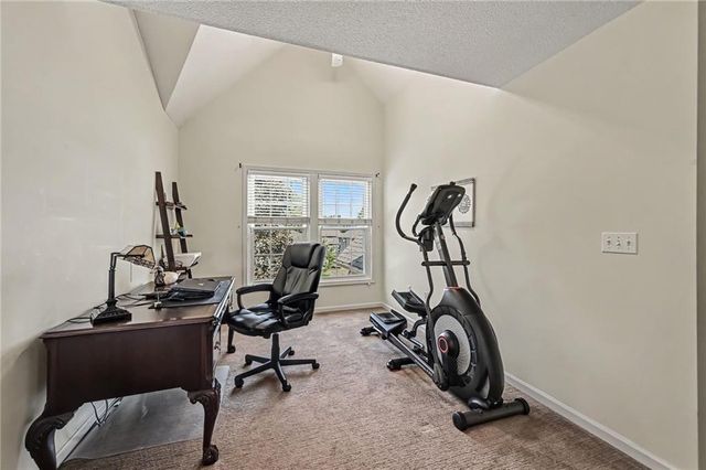 508 NE Hans Drive, Blue Springs, MO 64014