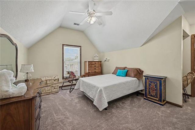 508 NE Hans Drive, Blue Springs, MO 64014