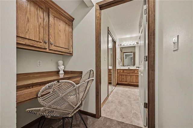 508 NE Hans Drive, Blue Springs, MO 64014