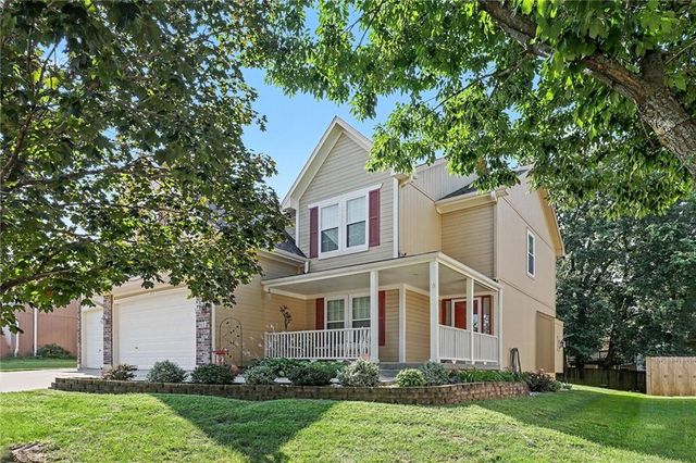508 NE Hans Drive, Blue Springs, MO 64014