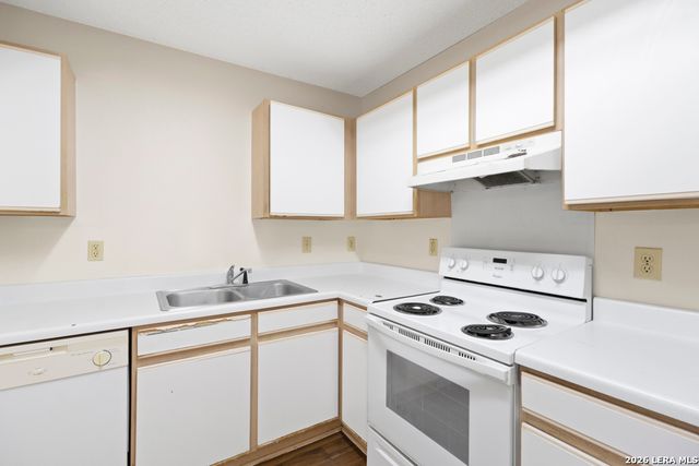 9711 Arcade, San Antonio, TX 78239