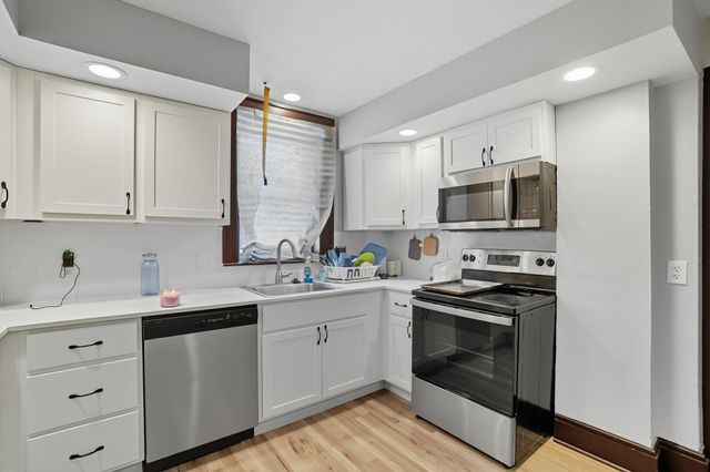 335 E 18th Avenue, 333, Columbus, OH 43201