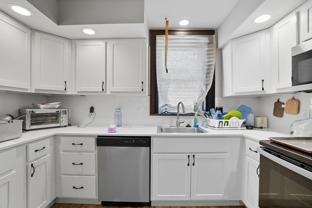 335 E 18th Avenue, 333, Columbus, OH 43201