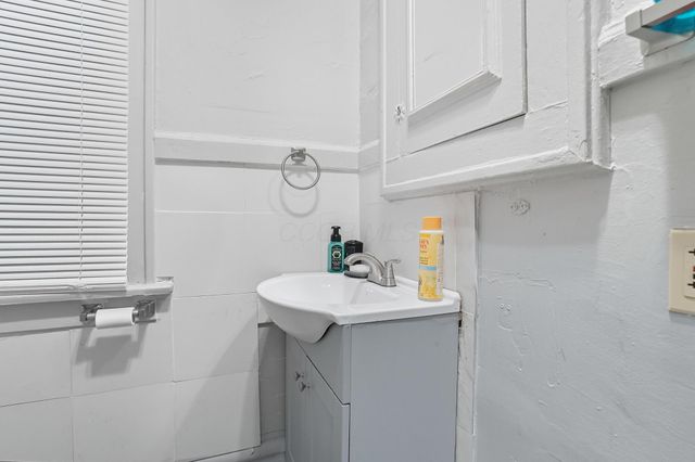 335 E 18th Avenue, 333, Columbus, OH 43201