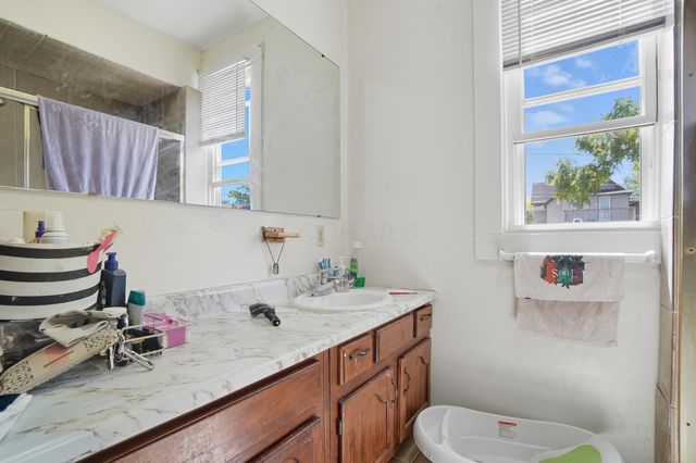 335 E 18th Avenue, 333, Columbus, OH 43201