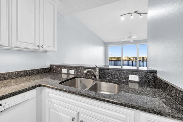 321 Bream Avenue 309, Fort Walton Beach, FL 32548