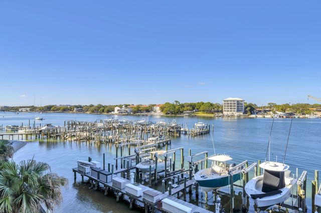 321 Bream Avenue 309, Fort Walton Beach, FL 32548