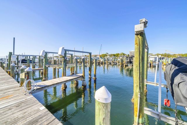 321 Bream Avenue 309, Fort Walton Beach, FL 32548