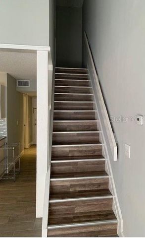 6020 PEREGRINE AVENUE 20B, Orlando, FL 32819