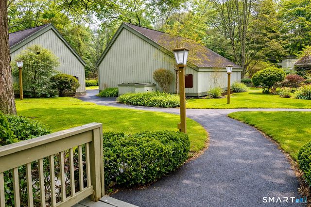 576 Heritage Village D, Southbury, CT 06488