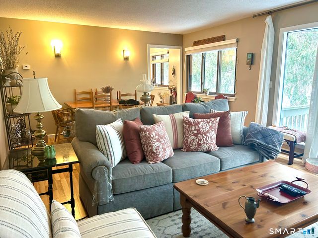 576 Heritage Village D, Southbury, CT 06488