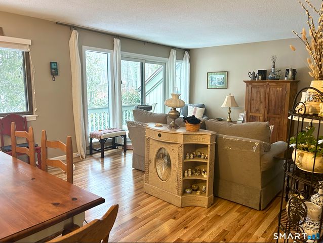 576 Heritage Village D, Southbury, CT 06488