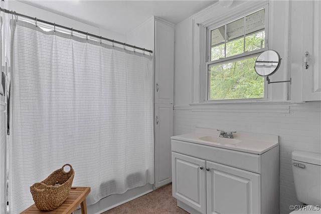 104 W Union St, Sandston, VA 23150