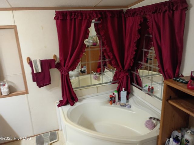 1268 Fred Powell Road, Whiteville, NC 28472