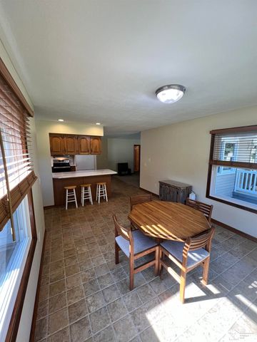 38850 Barth Street, Romulus, MI 48174