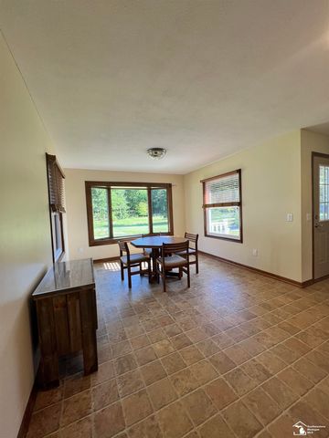 38850 Barth Street, Romulus, MI 48174