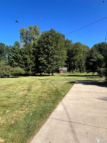 38850 Barth Street, Romulus, MI 48174