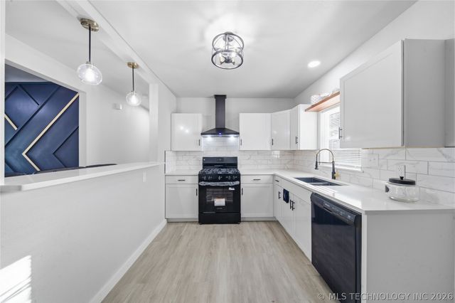 2301 Denver Street, Muskogee, OK 74401