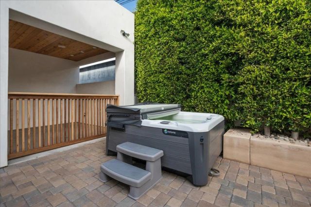 3535 Riviera Drive, San Diego, CA 92109