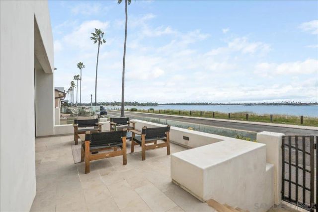 3535 Riviera Drive, San Diego, CA 92109