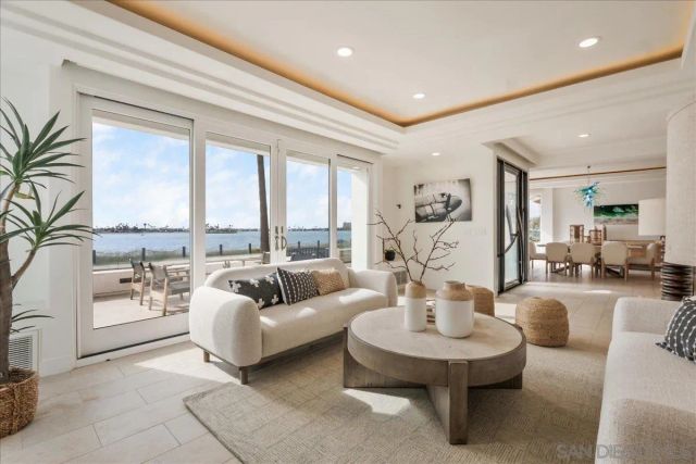 3535 Riviera Drive, San Diego, CA 92109