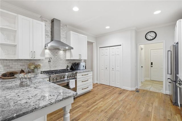 320 Allendale Drive, Canton, GA 30115