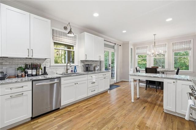 320 Allendale Drive, Canton, GA 30115