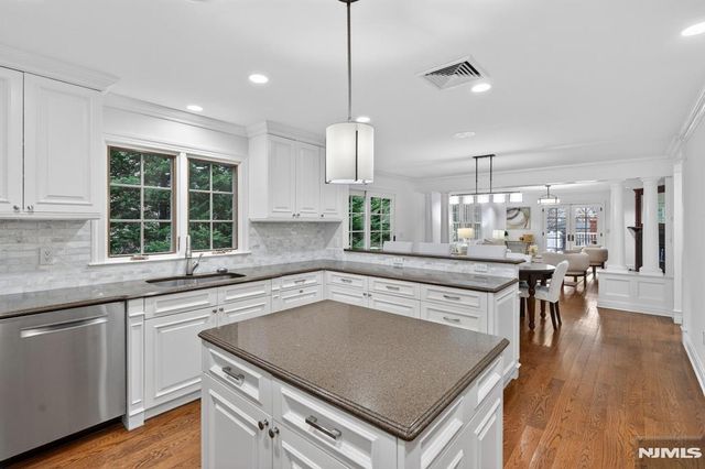 5 Keats Road, Millburn, NJ 07078