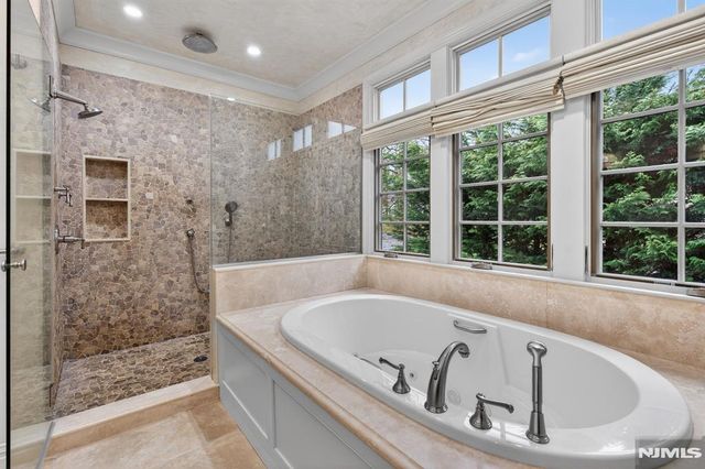 5 Keats Road, Millburn, NJ 07078