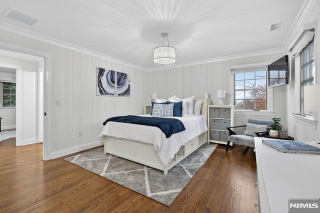 5 Keats Road, Millburn, NJ 07078