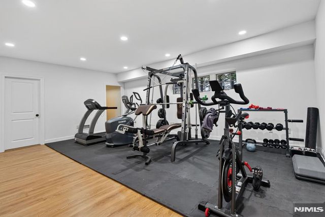 5 Keats Road, Millburn, NJ 07078