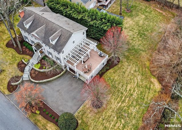 5 Keats Road, Millburn, NJ 07078