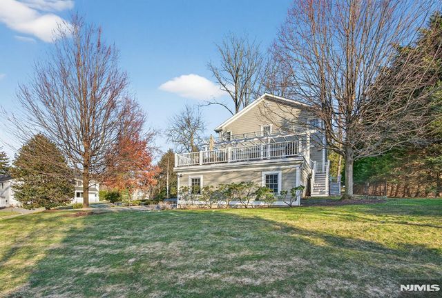 5 Keats Road, Millburn, NJ 07078