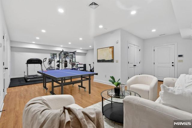 5 Keats Road, Millburn, NJ 07078