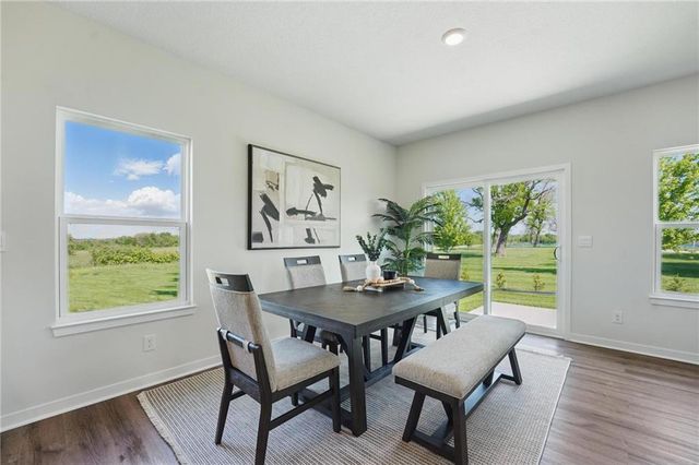 2203 Creek View Lane, Raymore, MO 64083