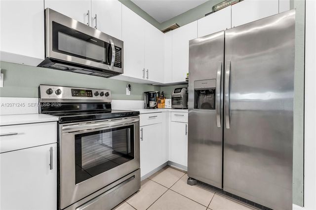 20397 NW 6th Place, Miami Gardens, FL 33169