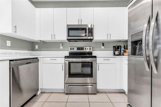 20397 NW 6th Place, Miami Gardens, FL 33169