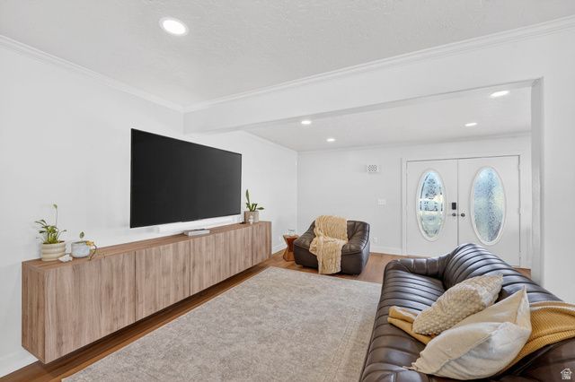 1202 E MUTTON HOLLOW RD, Kaysville, UT 84037