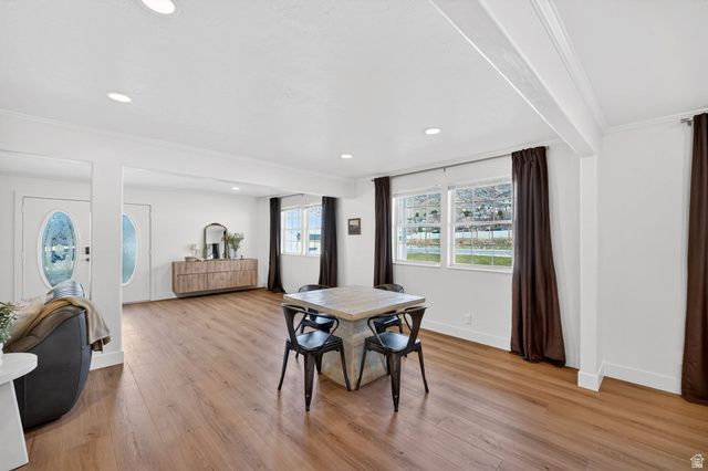 1202 E MUTTON HOLLOW RD, Kaysville, UT 84037