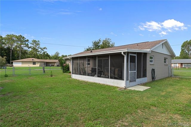 7740 W Solar Place, Homosassa, FL 34448