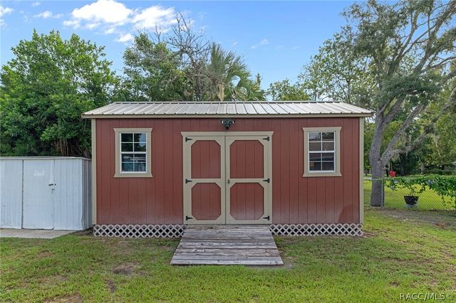 7740 W Solar Place, Homosassa, FL 34448